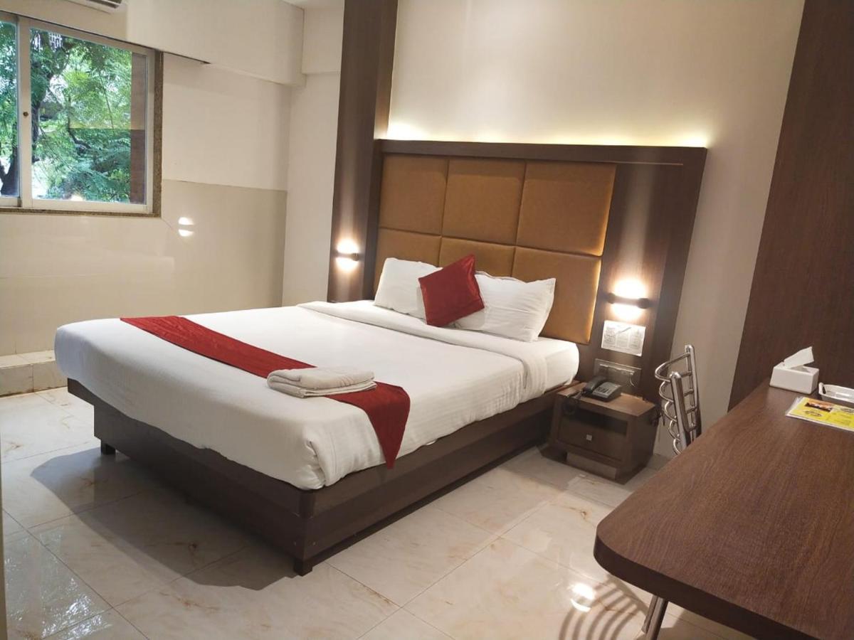 Hotel Monarch Express Near Karnala Sports Academy Panvel,Navi Mumbai Exterior foto